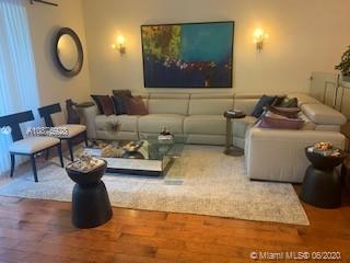Foto principal - 7022 SW 53rd Ln