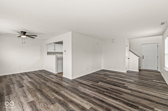 Building Photo - 1316 Freemont Ln