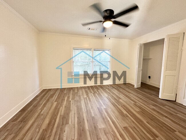 Foto del edificio - 1403 N 8th St