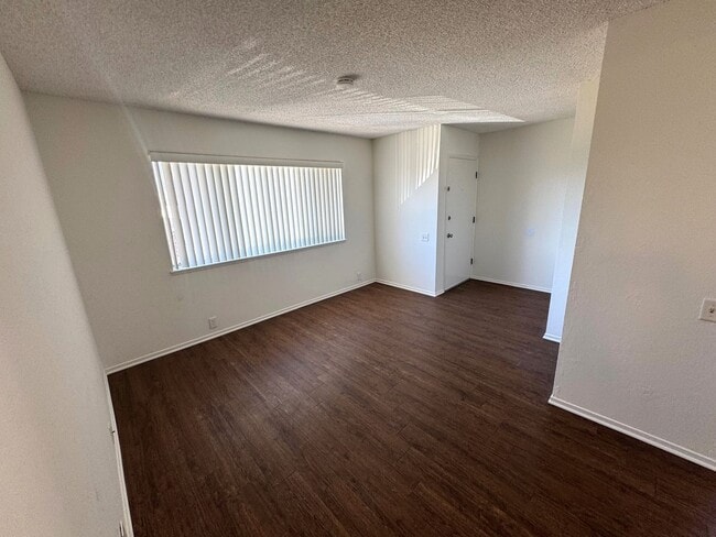 Building Photo - Penthouse Living in Ventura Keys – Harbor Village Condo