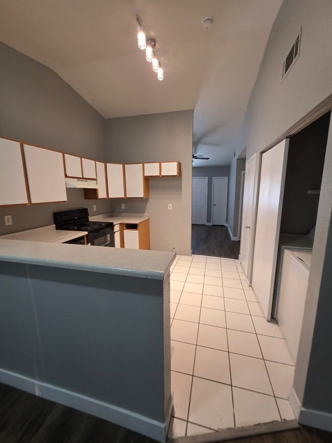 Building Photo - 3861 Soda Springs Dr