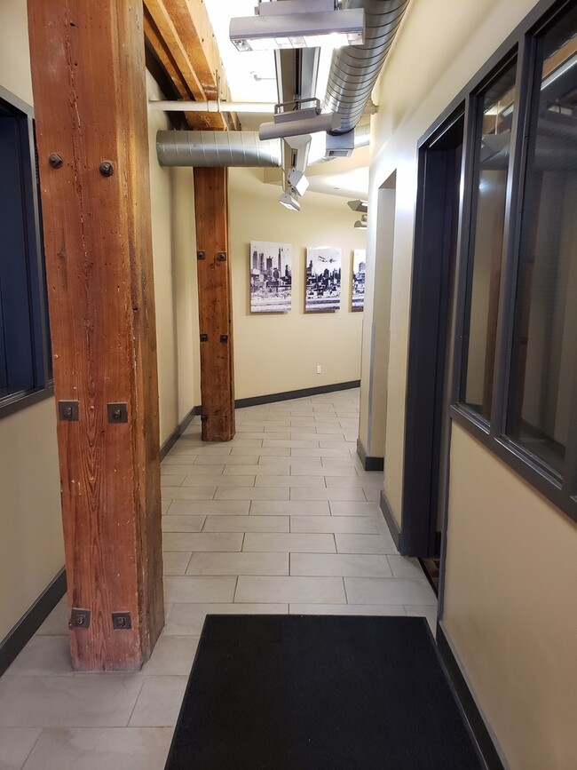 Building Photo - Riverbend Lofts - 200 Main Street, #503, K...