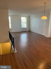 Building Photo - 1703 W Diamond St