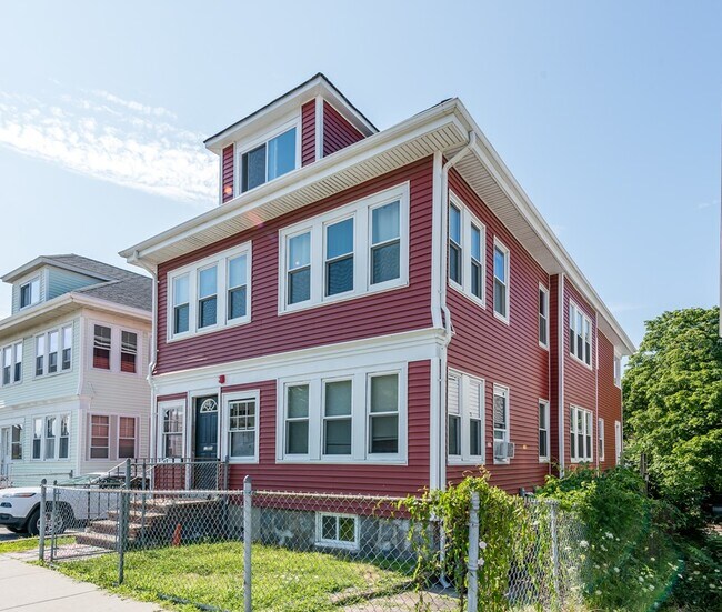 Building Photo - 578 Gallivan Blvd