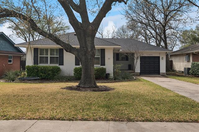 Building Photo - 11631 Saxon St