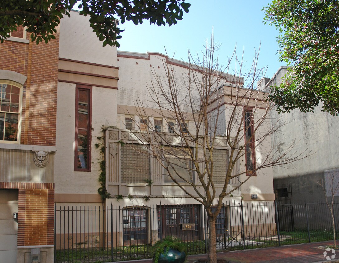 Building Photo - 826 Lafayette St