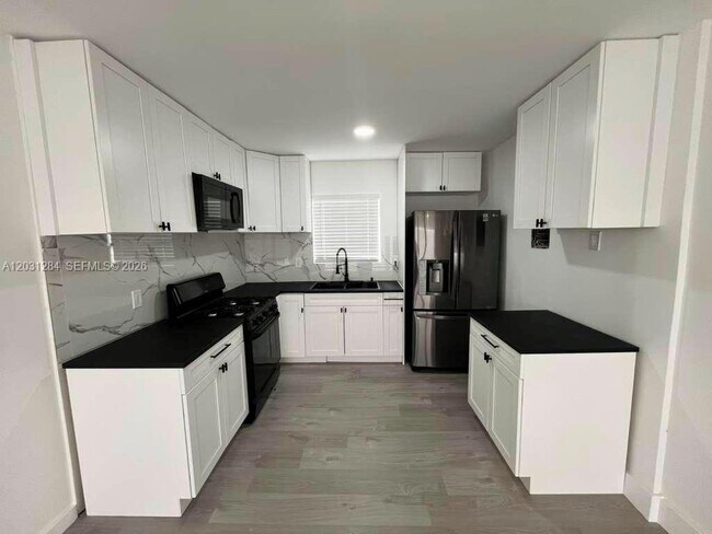Foto del edificio - 316 Surfside Blvd