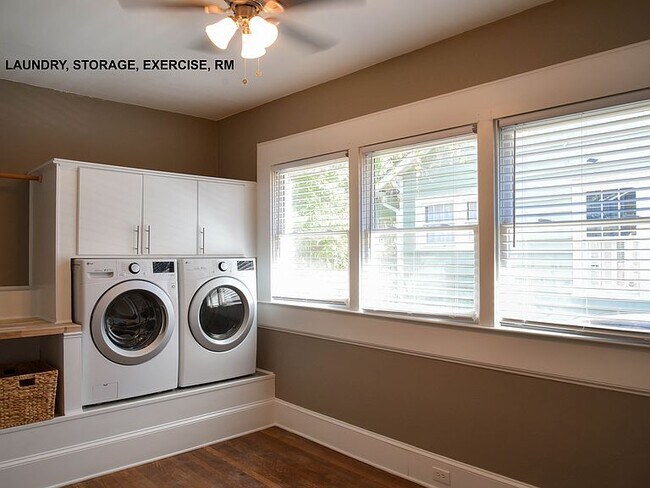 Foto del edificio - 987 Katherwood Dr SW