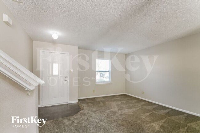 Building Photo - 11815 Buck Creek Cir