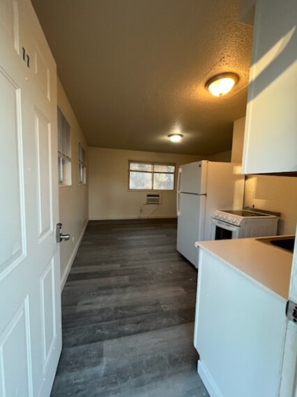 Foto del edificio - 2373 Williams Creek Rd