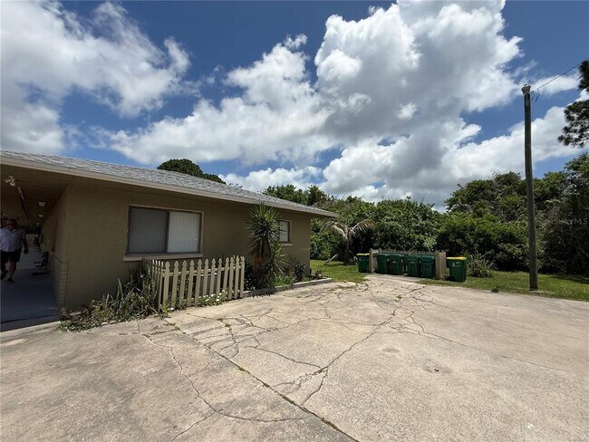 Foto del edificio - 2380 N Tropical Trail