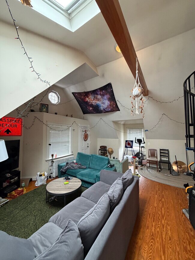 Foto del edificio - 62 Ridgemont St