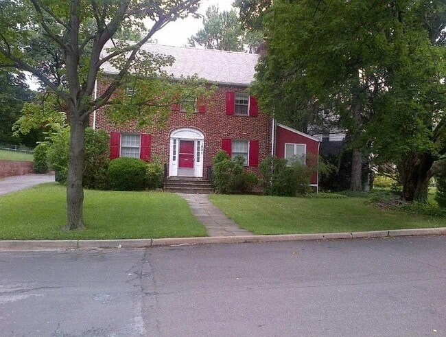 Photo - 1801 Grace Church Rd (Silver Spring, MD) House