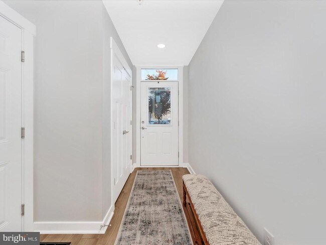 Foto del edificio - 740 Tatum Ct