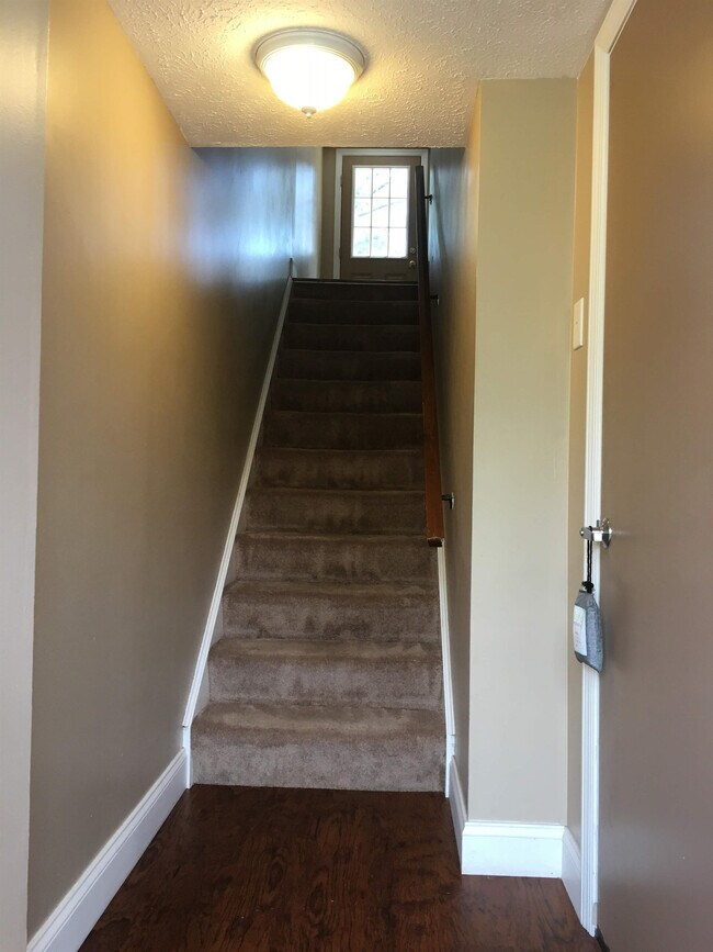 336 Quail Run Rd, PA 15367 House Rental in PA