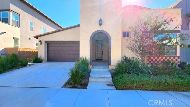 Foto principal - 2664 E Scarlett Ln