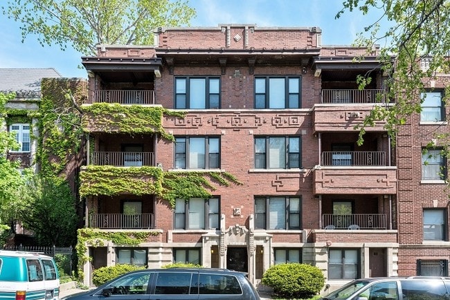 Building Photo - 1710 W Lunt Ave