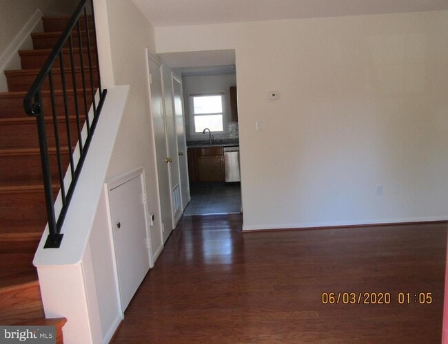 Building Photo - 4158 Hamlin Ct