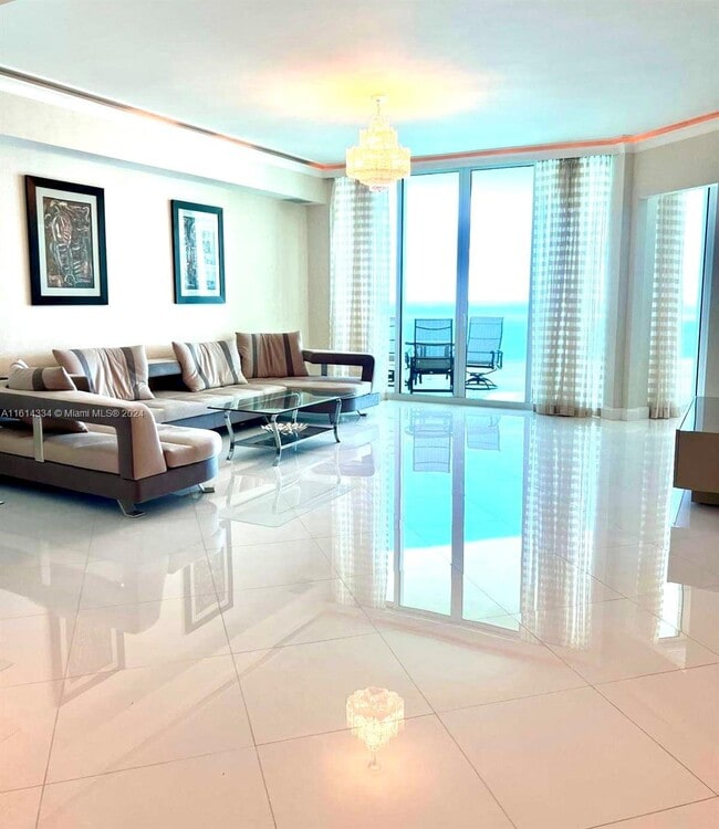 Building Photo - 16051 Collins Ave