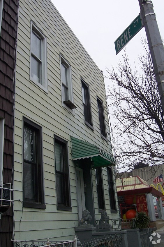 Primary Photo - 54-17 Metropolitan Ave