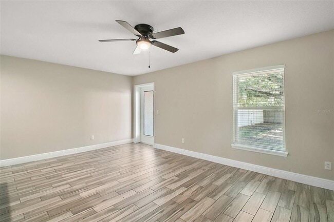 Foto del edificio - 444 Fahnstock St