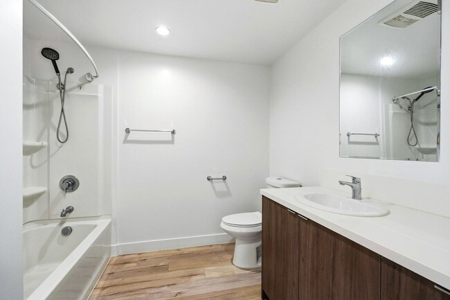 Interior Photo - 3057 West Pico Apartments