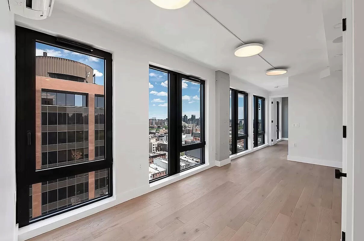 Foto principal - 60 West 125th Street