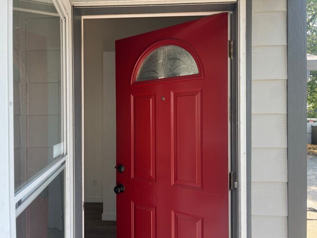 Foto del edificio - 724 SE 135th Ct