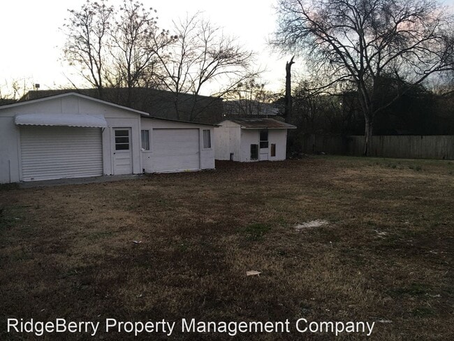 Building Photo - 3 br, 2 bath House - 12 Miller St