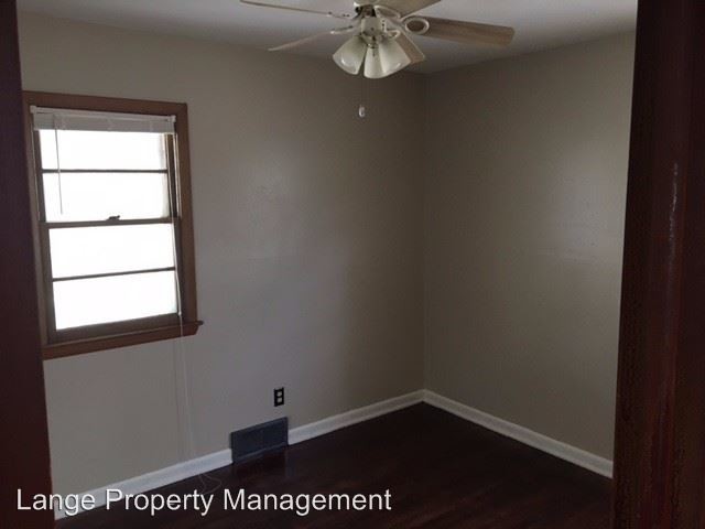 Building Photo - 3 br, 1 bath House - 808 W 47th St South