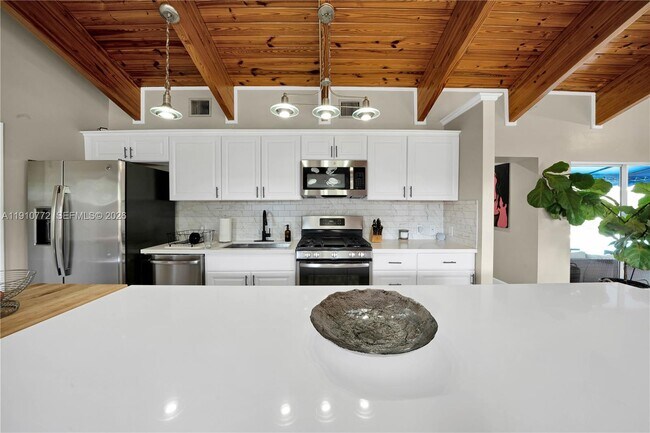 Foto del edificio - 18900 Belview Dr