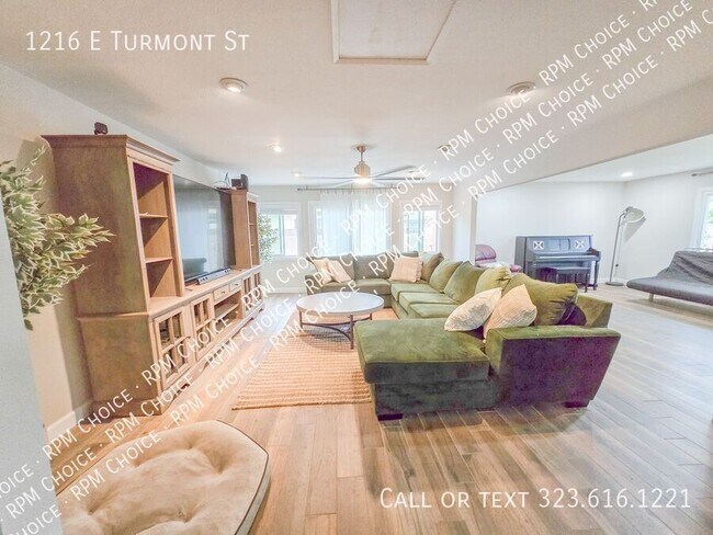 Building Photo - 1216 E Turmont St
