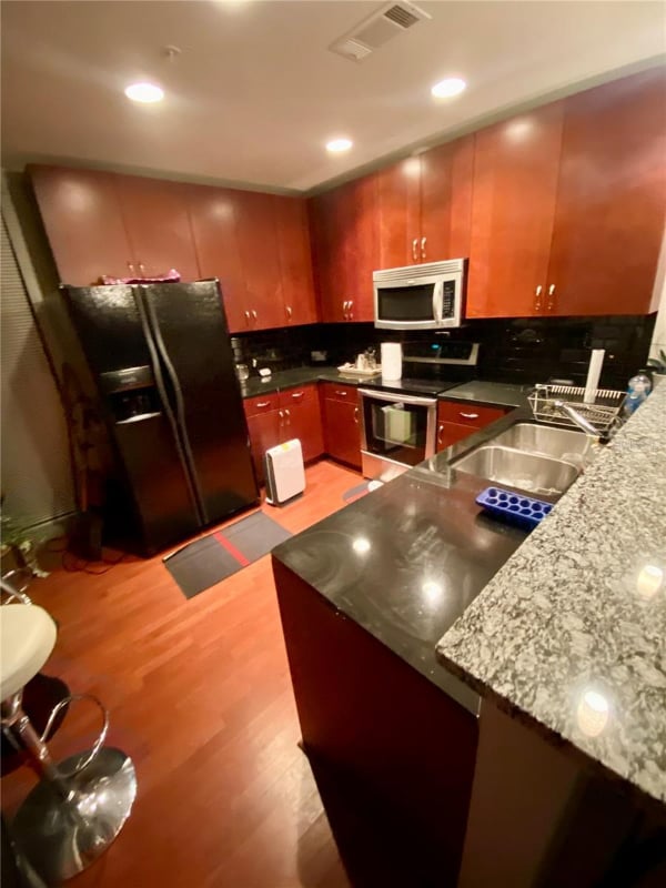 Building Photo - 777 N Ashley Dr