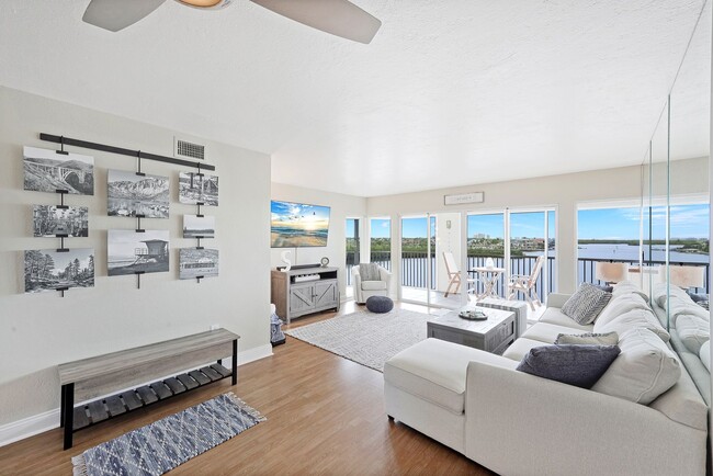 Building Photo - 4895 Bonita Beach Rd