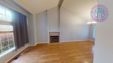 Building Photo - 17504 NW Fieldstone Dr