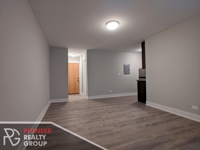 Foto del edificio - 542 W Surf St