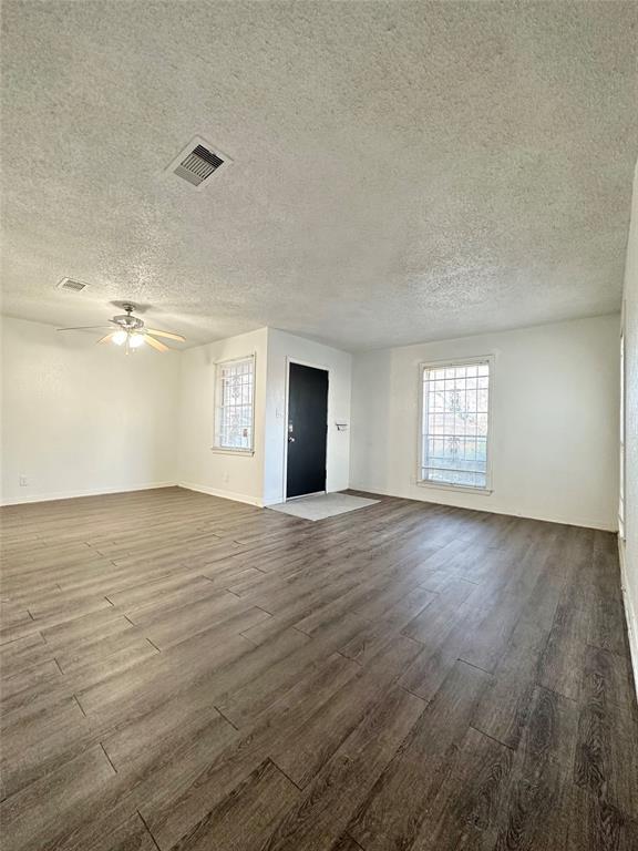 Building Photo - 8706 Tilgham St