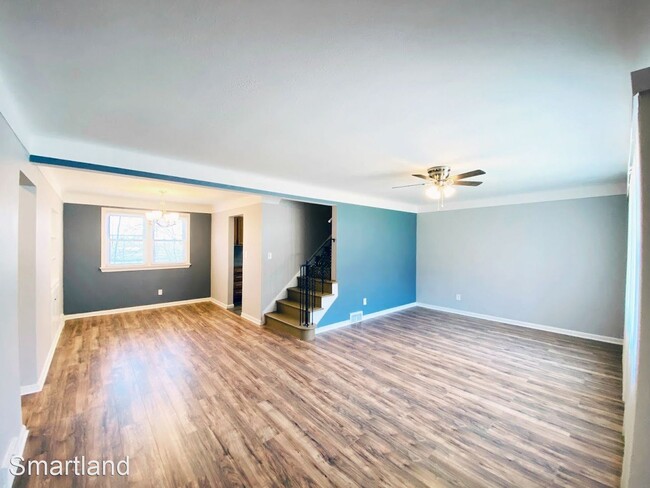 Building Photo - 3 br, 1 bath House - 20001 Grand Boulevard