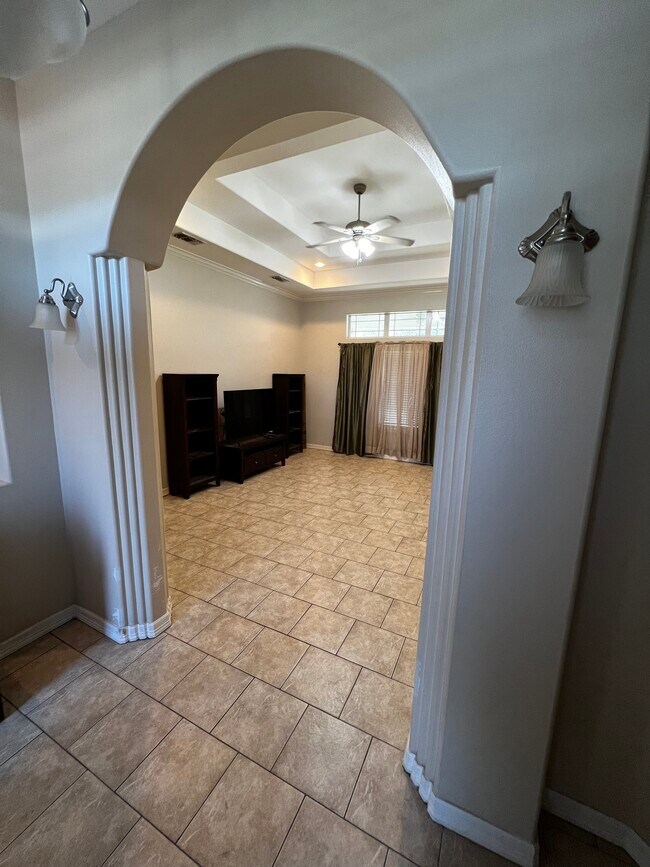 Foto del edificio - 3417 Ginger Ave