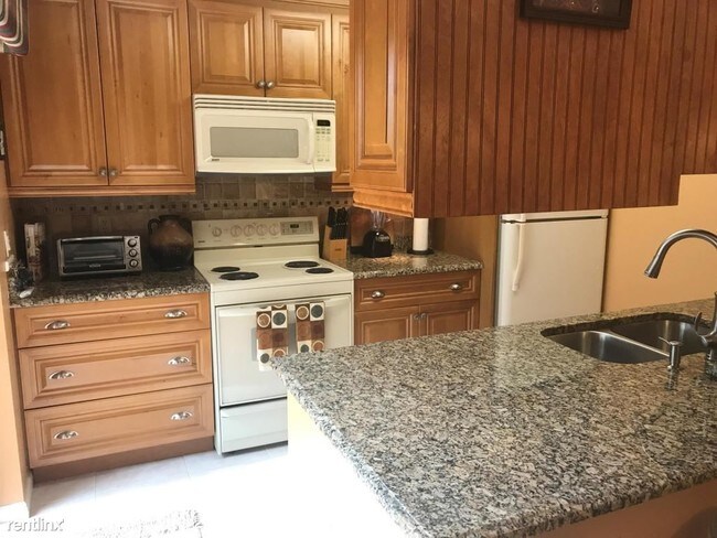 Foto del edificio - 305 Buttonwood Ln