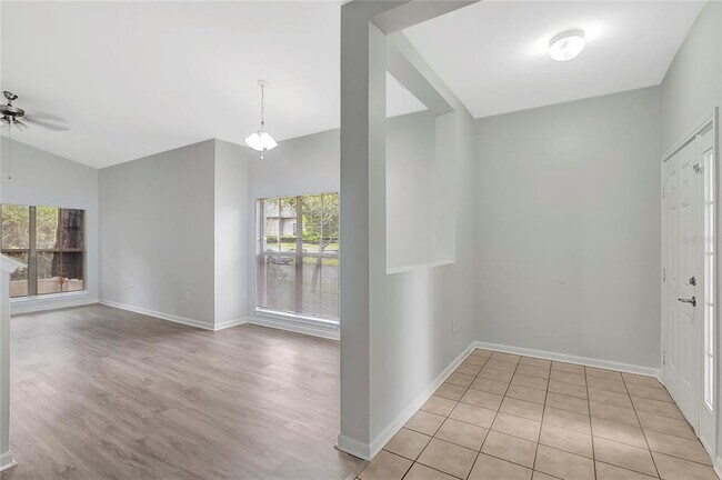 Foto del edificio - 8205 Downpatrick Ct