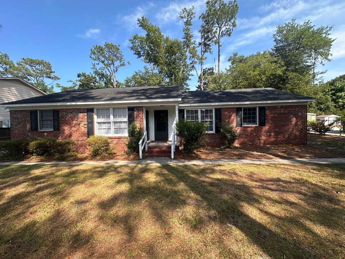 2 Bedroom Duplex - 2 Bedroom Duplex