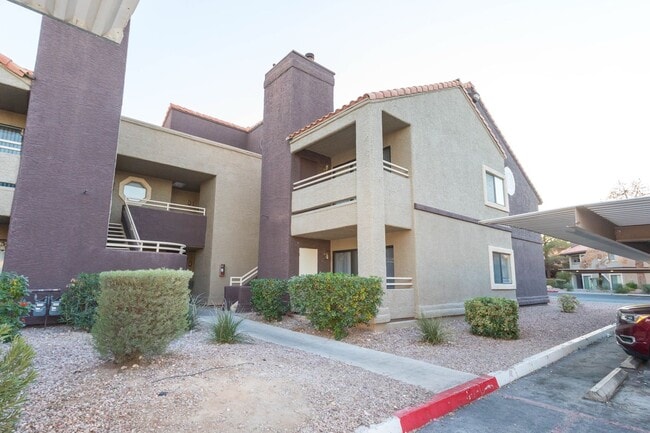 Foto del edificio - Large One Bedroom Condo at Vizcaya