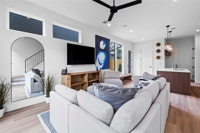 Foto del edificio - 506 Krebs Ln