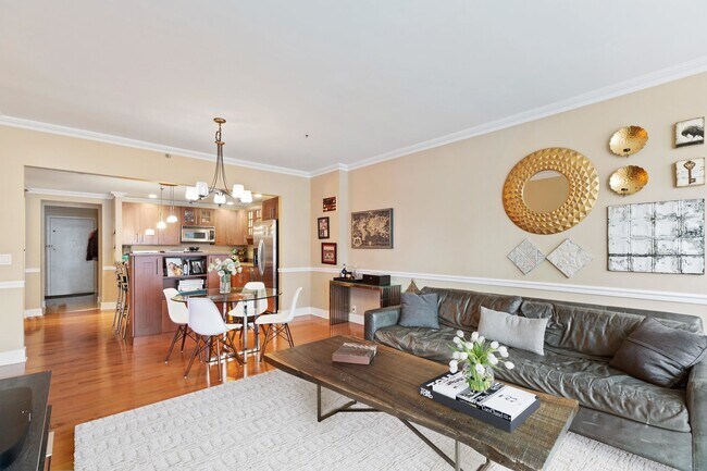 Foto del edificio - 1025 Maxwell Ln