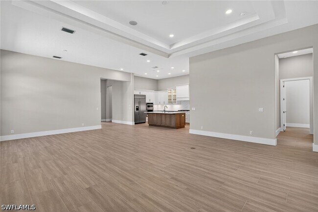 Foto del edificio - 9712 Moonflower Ln