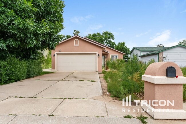 Building Photo - 4650 Dooley Way