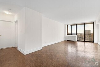 Building Photo - 145 W 67th St