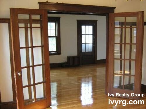 Foto del edificio - 28 Commonwealth Rd