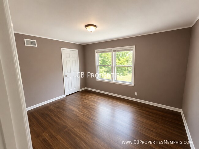 Building Photo - 1382 Janis Dr